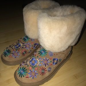 AUTHENTIC embroidered uggs